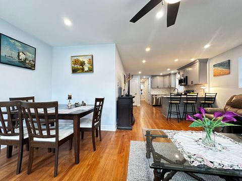 Tiny photo for 4546 N Merrimac Avenue, Chicago, IL 60630 (MLS # 12507300)