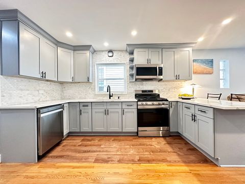 Tiny photo for 4546 N Merrimac Avenue, Chicago, IL 60630 (MLS # 12507300)