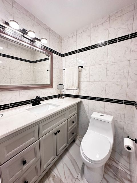 Tiny photo for 4546 N Merrimac Avenue, Chicago, IL 60630 (MLS # 12507300)