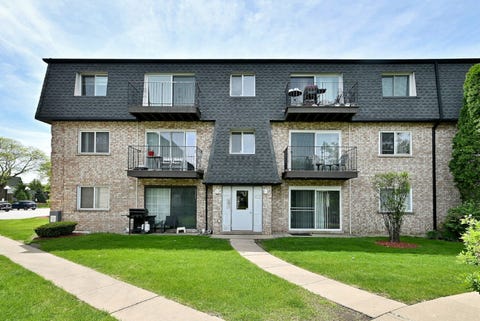Photo of 9442 Bay Colony Drive #3E, Des Plaines, IL 60016 (MLS # 12640906)