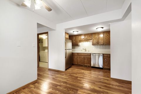 Tiny photo for 4940 W 134 Court #403, Crestwood, IL 60418 (MLS # 12624507)