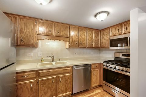 Tiny photo for 4940 W 134 Court #403, Crestwood, IL 60418 (MLS # 12624507)