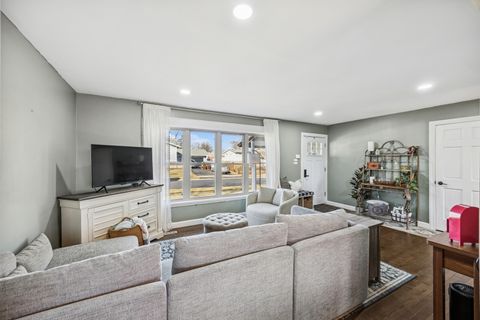 Tiny photo for 14817 El Vista Avenue, Oak Forest, IL 60452 (MLS # 12315447)