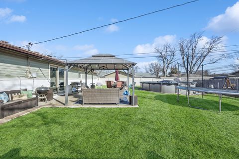 Tiny photo for 14817 El Vista Avenue, Oak Forest, IL 60452 (MLS # 12315447)