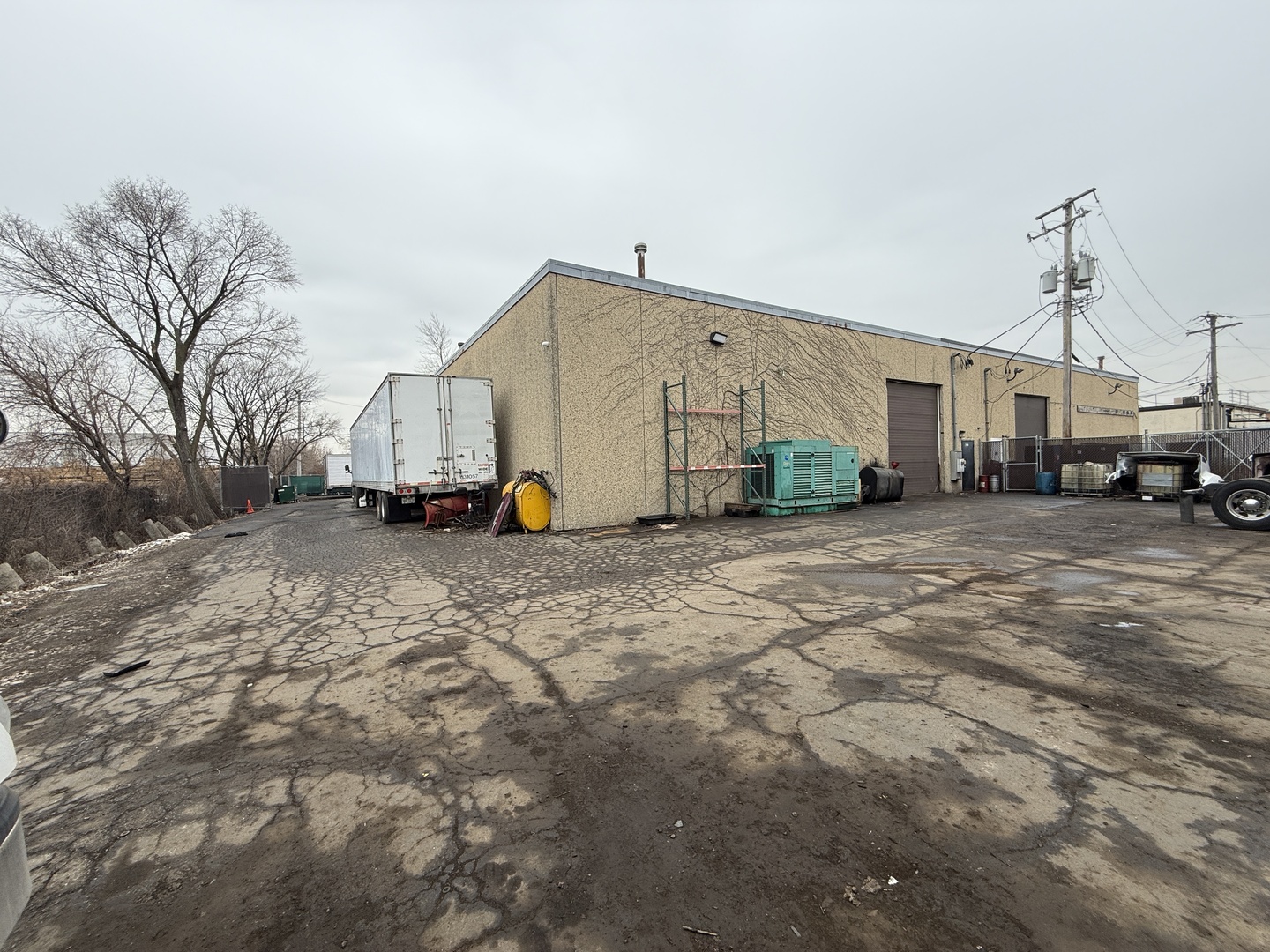 1061 Waveland Avenue
