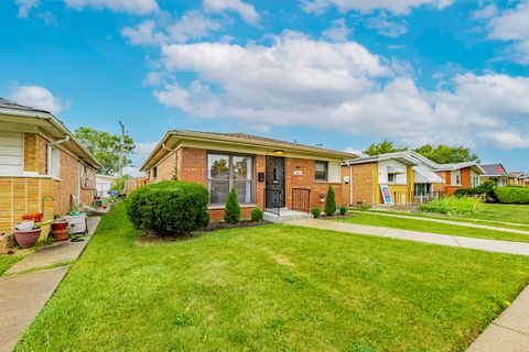 Tiny photo for 9430 S Parnell Avenue, Chicago, IL 60620 (MLS # 12480767)