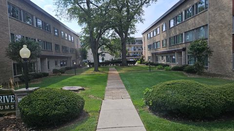 Tiny photo for 2640 Central Drive #1N, Flossmoor, IL 60422 (MLS # 12478448)