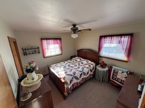 Tiny photo for 918 E Lefevre Avenue, Gibson City, IL 60936 (MLS # 12535962)