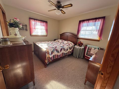Tiny photo for 918 E Lefevre Avenue, Gibson City, IL 60936 (MLS # 12535962)