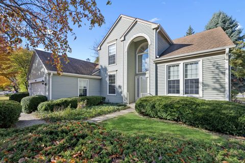 1420 Trailwood Drive Crystal Lake IL 60014