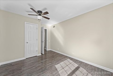 Tiny photo for 221 Mistwood Lane #221, Crystal Lake, IL 60014 (MLS # 12469630)