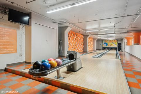 Tiny photo for 565 W Quincy Street #609, Chicago, IL 60661 (MLS # 12605470)