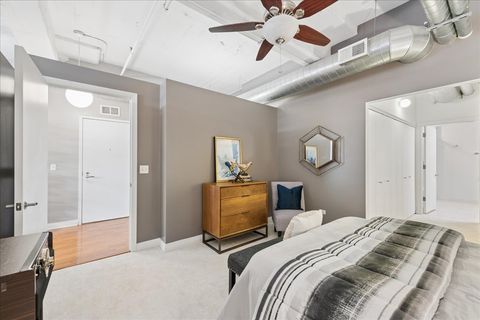 Tiny photo for 565 W Quincy Street #609, Chicago, IL 60661 (MLS # 12605470)