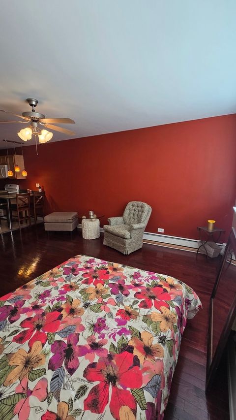 Tiny photo for 2411 W Balmoral Avenue #3D, Chicago, IL 60625 (MLS # 12623167)