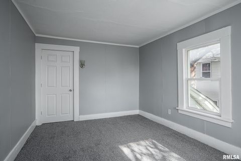 Tiny photo for 1127 N RIPLEY Street, Davenport, IA 52803 (MLS # QC4269145)