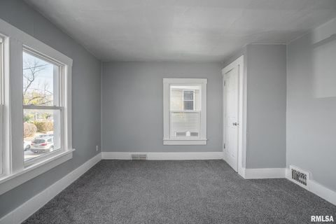 Tiny photo for 1127 N RIPLEY Street, Davenport, IA 52803 (MLS # QC4269145)