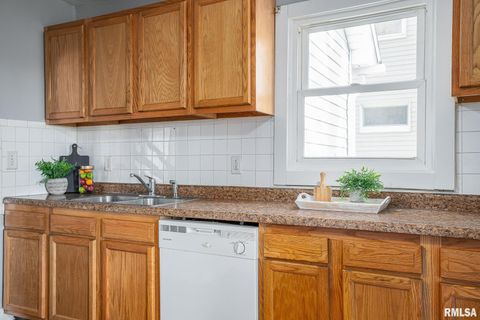 Tiny photo for 1127 N RIPLEY Street, Davenport, IA 52803 (MLS # QC4269145)