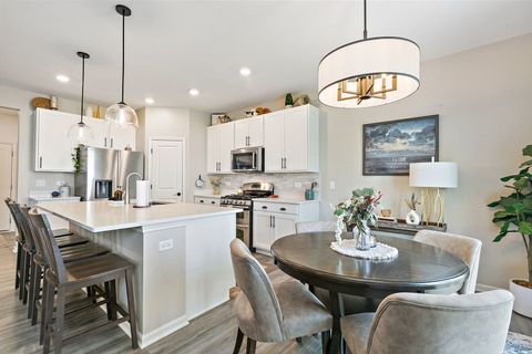 Tiny photo for 1204 Draper Road, McHenry, IL 60050 (MLS # 12625512)