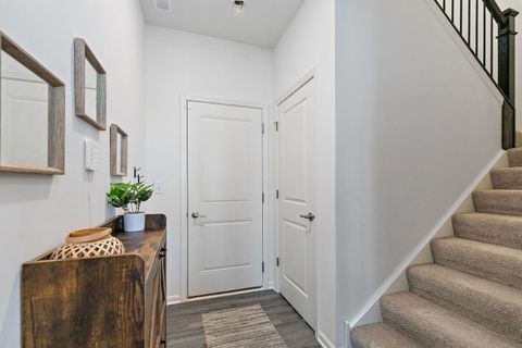 Tiny photo for 1204 Draper Road, McHenry, IL 60050 (MLS # 12625512)