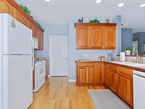 Tiny photo for 271 Ridge Road #271, North Aurora, IL 60542 (MLS # 12692287)