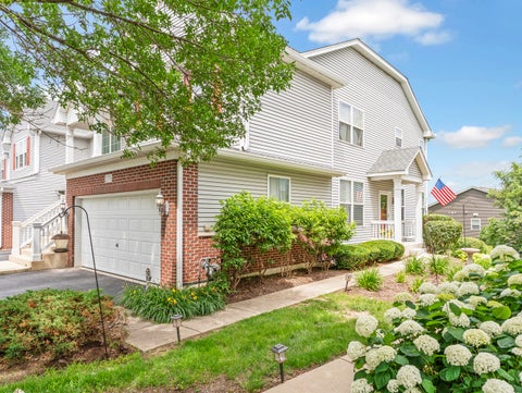 Tiny photo for 271 Ridge Road #271, North Aurora, IL 60542 (MLS # 12692287)