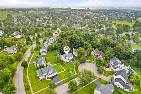 Tiny photo for 105 Sharon Court, North Aurora, IL 60542 (MLS # 12734465)