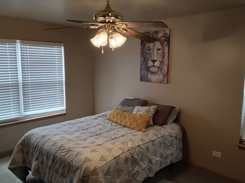 Tiny photo for 12248 Fairway Circle #B, Blue Island, IL 60406 (MLS # 12569375)