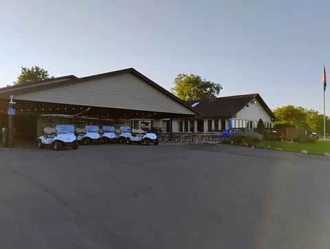 Tiny photo for 12248 Fairway Circle #B, Blue Island, IL 60406 (MLS # 12569375)