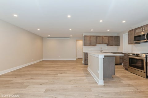 Tiny photo for 5326 Waterbury Lane #1002, Crestwood, IL 60418 (MLS # 12773638)