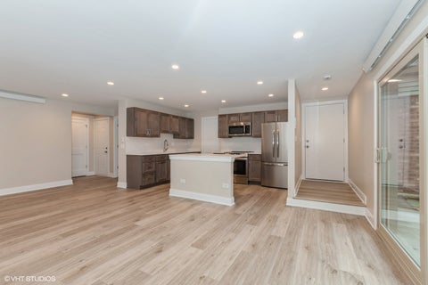 Tiny photo for 5326 Waterbury Lane #1002, Crestwood, IL 60418 (MLS # 12773638)