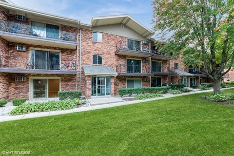 Photo of 5326 Waterbury Lane #1002, Crestwood, IL 60418 (MLS # 12773638)