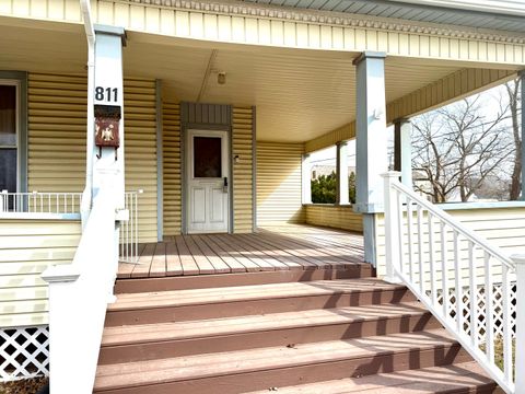 Tiny photo for 811 N Market Street, Marion, IL 62959 (MLS # 12574275)