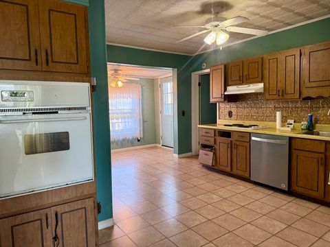 Tiny photo for 811 N Market Street, Marion, IL 62959 (MLS # 12574275)