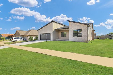 Tiny photo for 2903 Haydon Drive, Urbana, IL 61802 (MLS # 12335332)