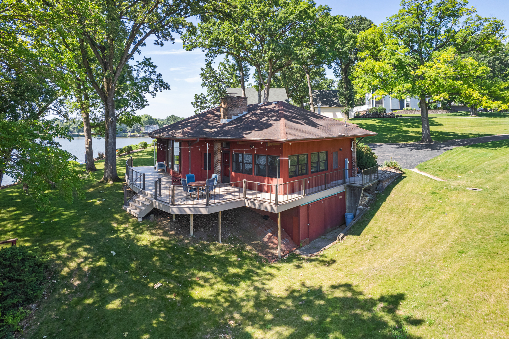 309 Holiday Drive