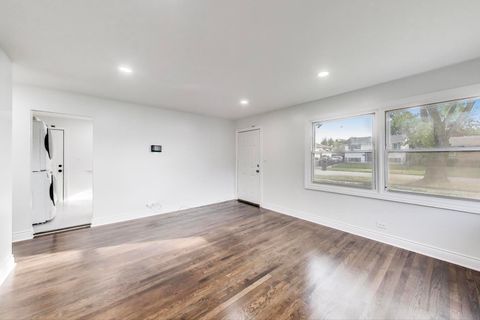 Tiny photo for 16450 Honore Avenue, Markham, IL 60428 (MLS # 12508096)