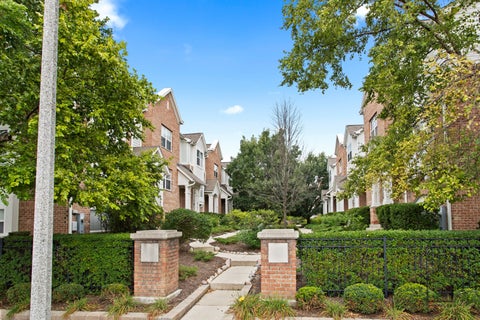 Photo of 6148 Washington Court, Morton Grove, IL 60053 (MLS # 12763329)