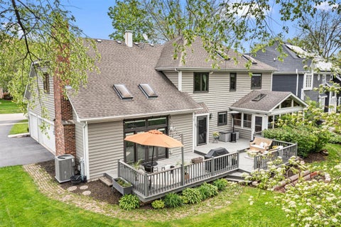 Tiny photo for 1309 Hawkins Court, St. Charles, IL 60174 (MLS # 12663317)