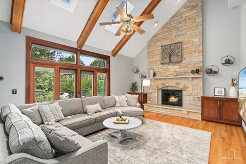 Tiny photo for 1309 Hawkins Court, St. Charles, IL 60174 (MLS # 12663317)