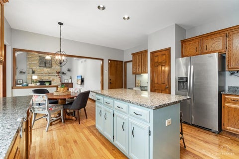 Tiny photo for 1309 Hawkins Court, St. Charles, IL 60174 (MLS # 12663317)