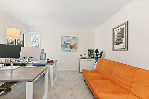 Tiny photo for 260 Timber Ridge Lane #A, Lake Barrington, IL 60010 (MLS # 12551409)