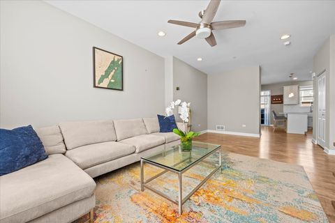 Tiny photo for 1941 Kingsley Circle, Northbrook, IL 60062 (MLS # 12550193)