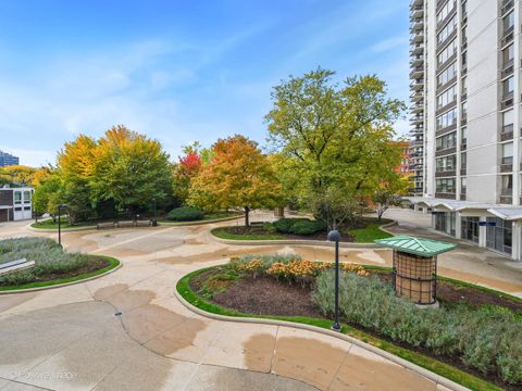 Tiny photo for 1455 N Sandburg Terrace #209B, Chicago, IL 60610 (MLS # 12538983)