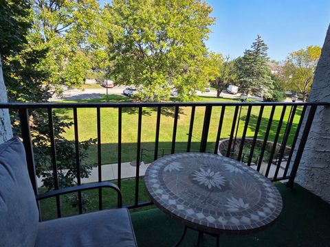 Tiny photo for 475 Plum Creek Drive #206, Wheeling, IL 60090 (MLS # 12481133)