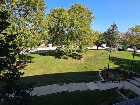 Tiny photo for 475 Plum Creek Drive #206, Wheeling, IL 60090 (MLS # 12481133)