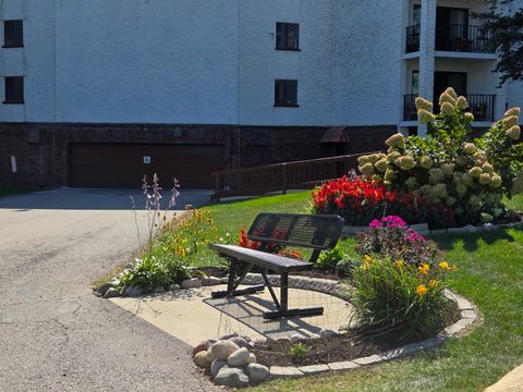 Tiny photo for 475 Plum Creek Drive #206, Wheeling, IL 60090 (MLS # 12481133)