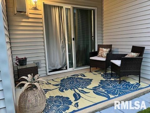 Tiny photo for 3828 CREEK HILL Drive #3, Bettendorf, IA 52722 (MLS # QC4267775)