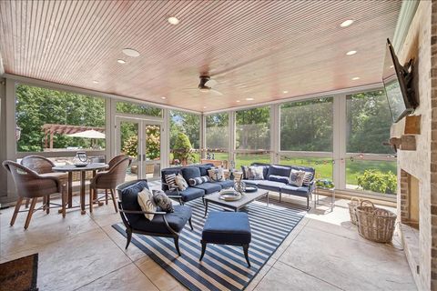 Tiny photo for 24 Bridlewood Road, Northbrook, IL 60062 (MLS # 12515725)