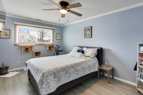 Tiny photo for 17298 W Maple Lane, Gurnee, IL 60031 (MLS # 12531573)