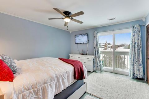 Tiny photo for 17298 W Maple Lane, Gurnee, IL 60031 (MLS # 12531573)